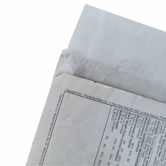 McCall's Sewing Pattern 3154 Dress or Jumper Size 10-14 Vintage UNCUT Petite - Picture 3 of 4